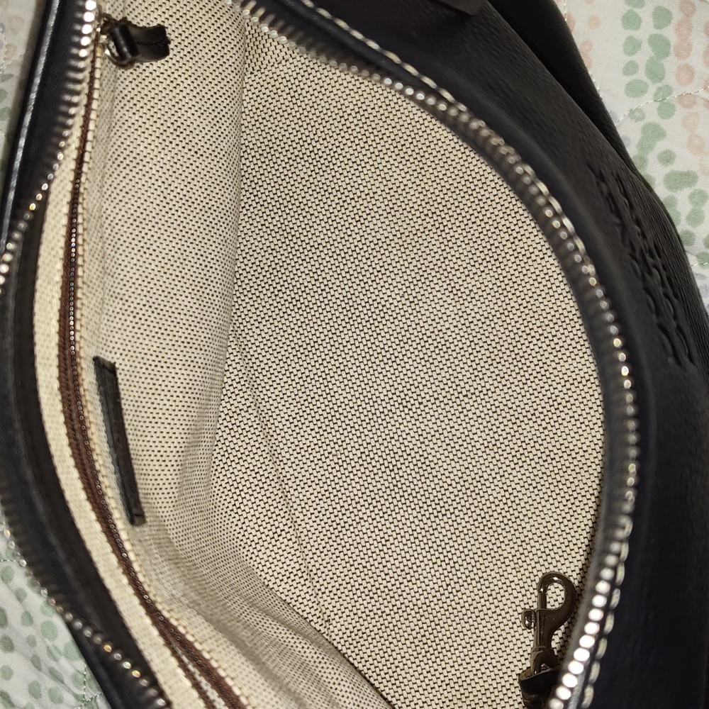 Dooney and Bourke - Picture 11 of 13